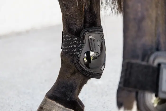 KENTUCKY® HORSEWEAR Streichkappen Air Velcro, schwarz