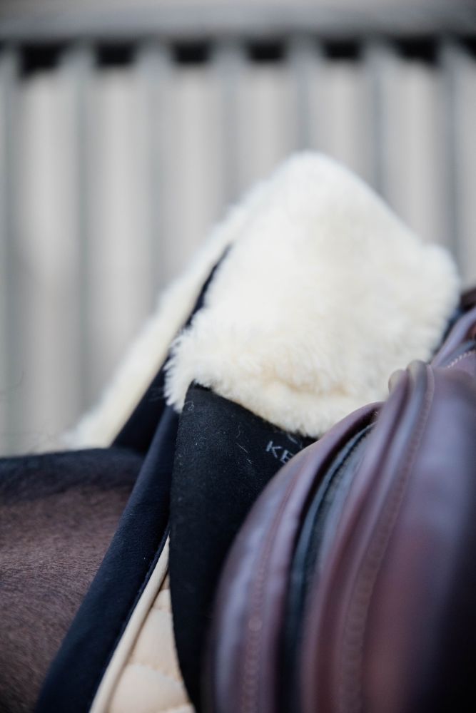 KENTUCKY® HORSEWEAR Schaffell Sattelpad Impact Equalizer