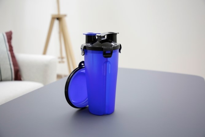 KERBL Futter- und Wasserbehälter 2x350ml, inkl. Reisenapf, blau