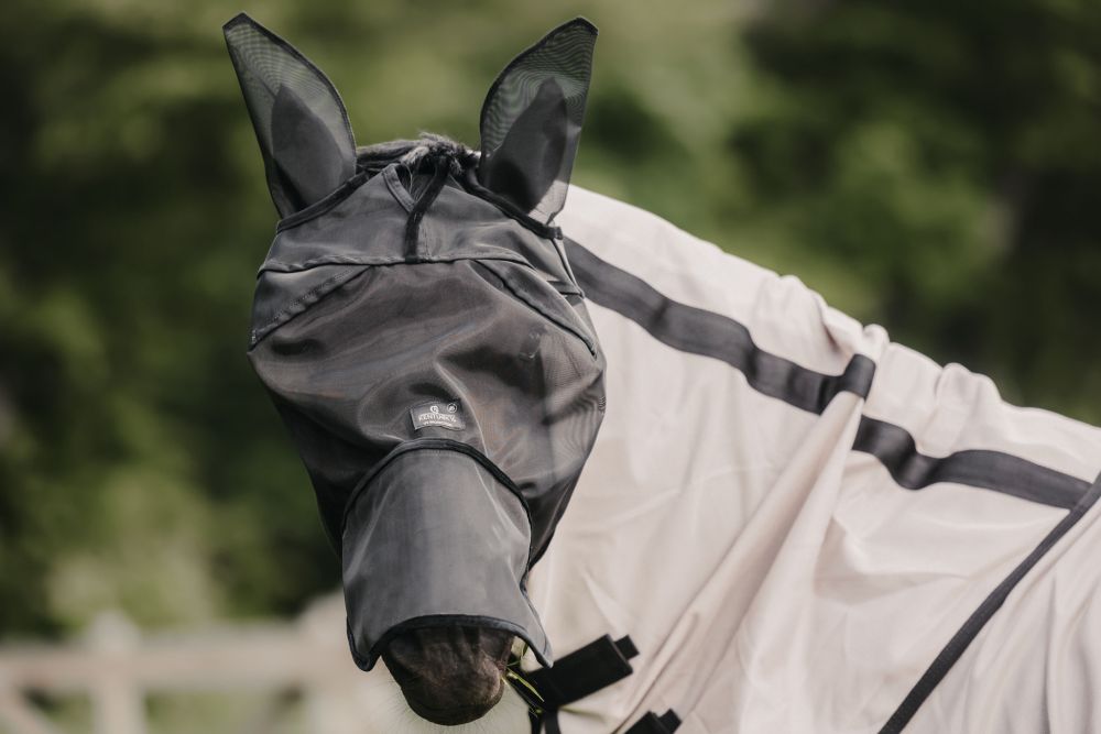 KENTUCKY® HORSEWEAR Fliegenmaske mit Ohren- und Nüsternschutz, schwarz