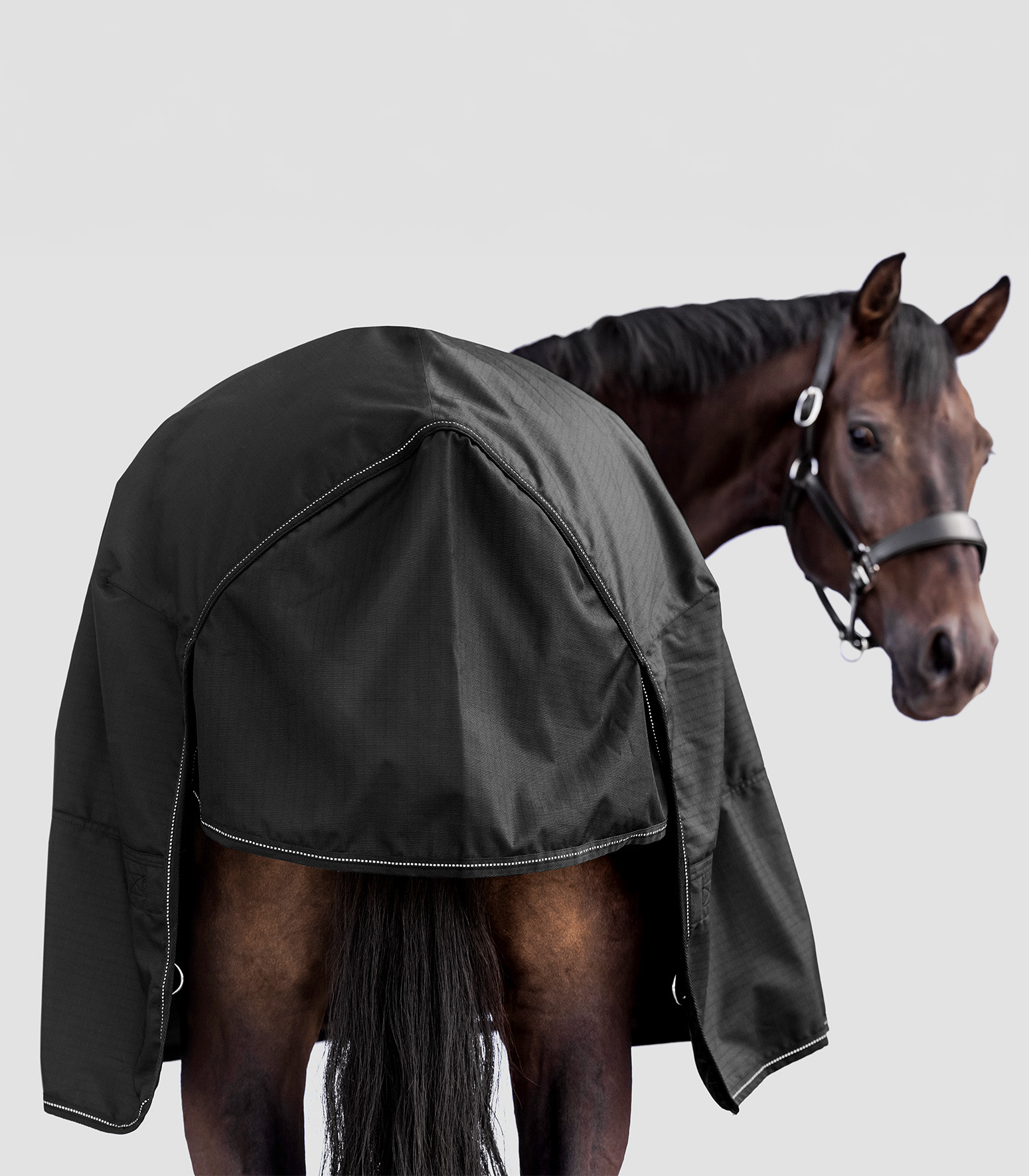 WALDHAUSEN NORDIC Outdoordecke, 200 g, schwarz