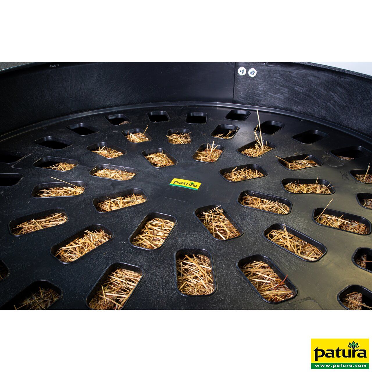 PATURA Slow-Feeder Einsatz