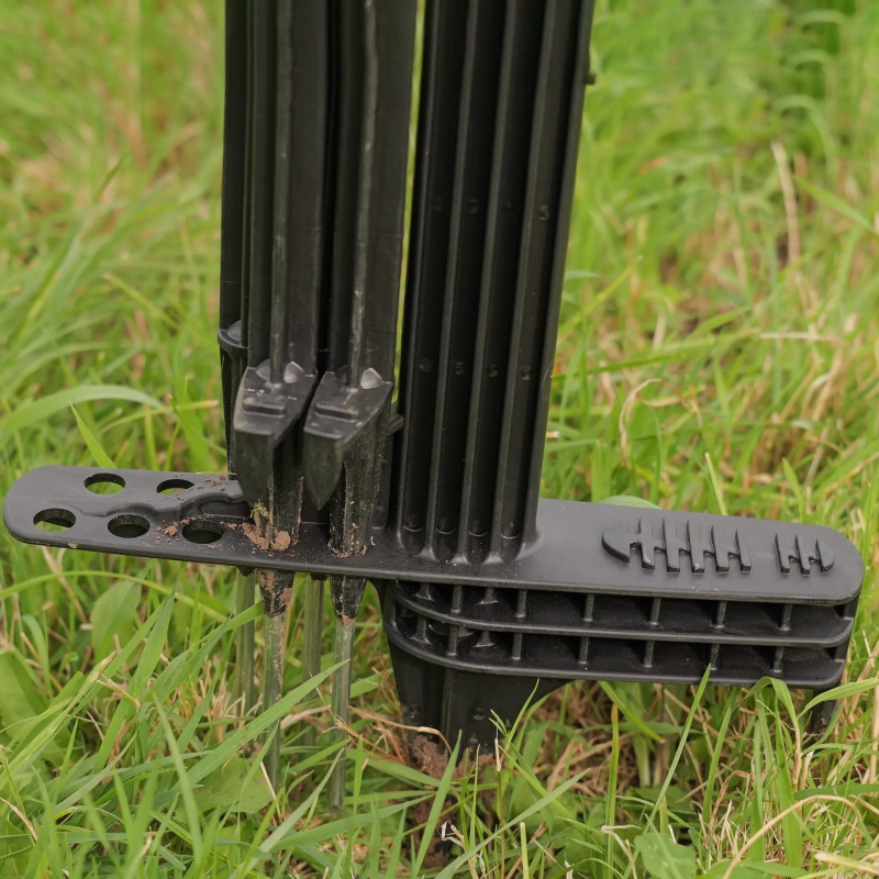 GALLAGHER SmartFence V2 (4 Stück) - 10 Pfähle, 4 Drähte und Rollen in einem System