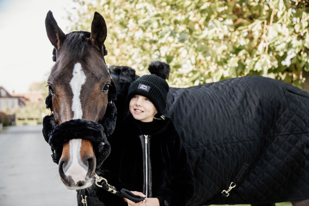 KENTUCKY® HORSEWEAR Lammfell Transport-Halfter, schwarz