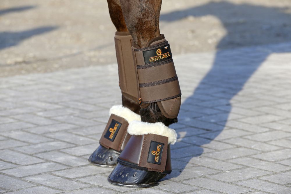KENTUCKY® HORSEWEAR Schaffell-Hufglocken Leder, braun/natur