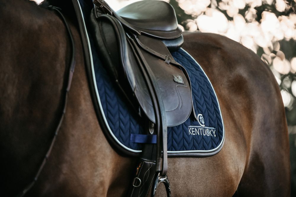 KENTUCKY® HORSEWEAR Schabracke Leder Fishbone Springen, marine