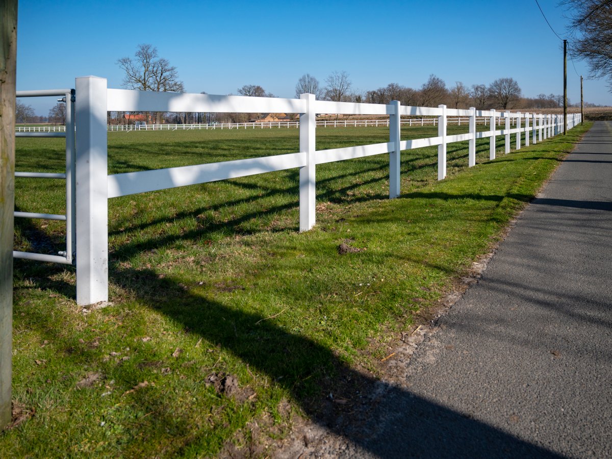 GROWI® Reitplatz-Einzäunung Ranch S 2, 20 m x 60 m