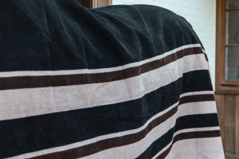 KENTUCKY® HORSEWEAR Fleecedecke Square Stripes Heavy, braun/beige