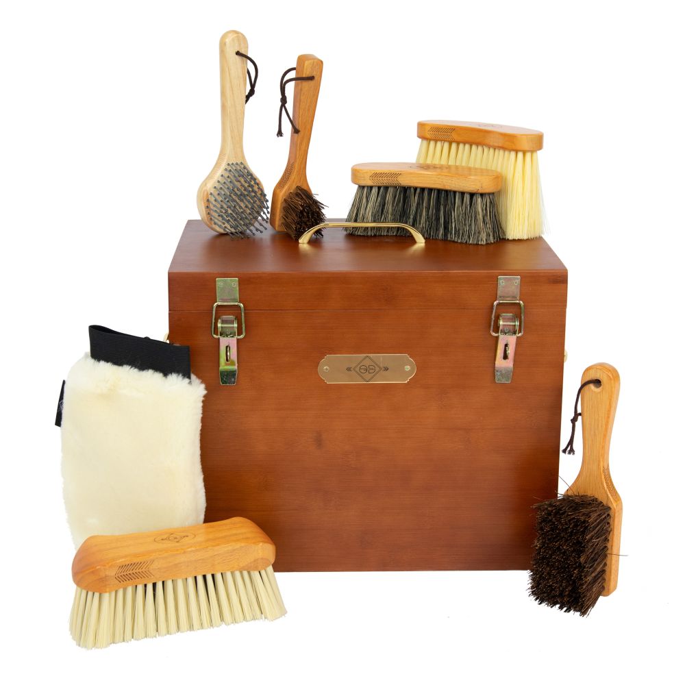 KENTUCKY® GROOMING DELUXE Tack Box-Set