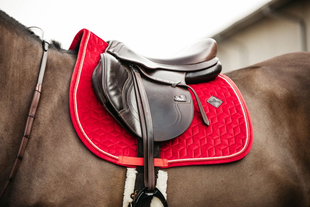 KENTUCKY® HORSEWEAR Schabracke Velvet Springen, rot