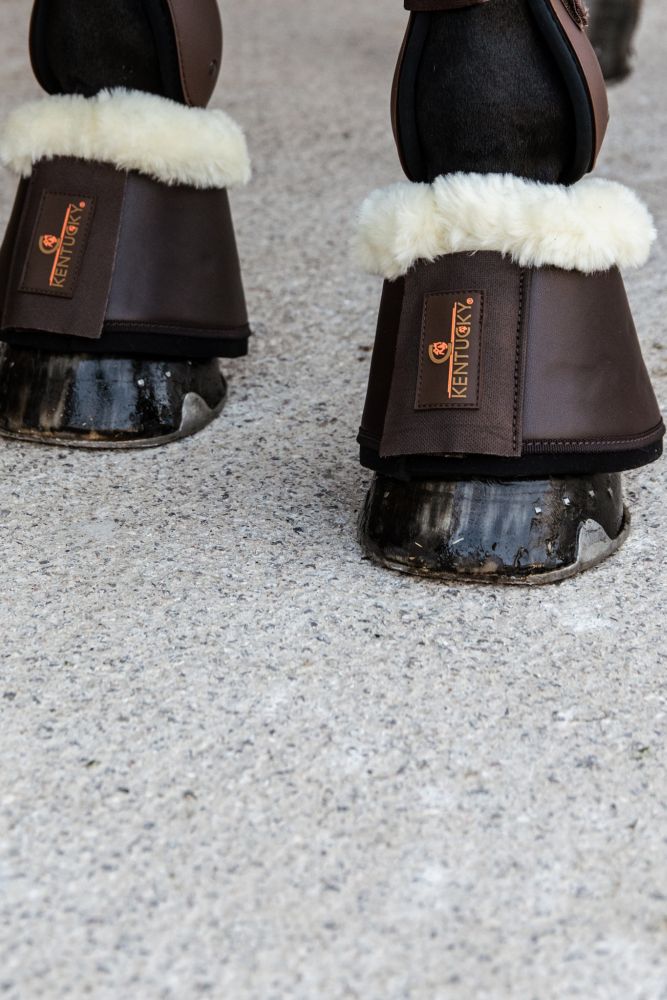 KENTUCKY® HORSEWEAR Schaffell-Hufglocken Leder, braun/natur
