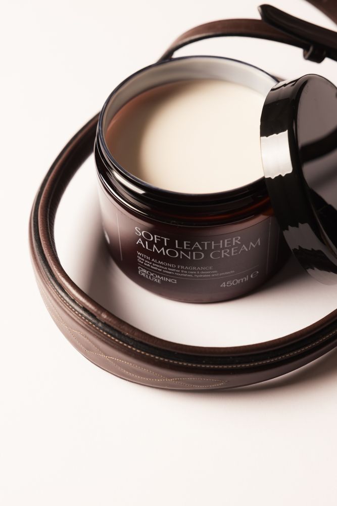 KENTUCKY® GROOMING DELUXE weiche Ledercreme mit Mandelöl
