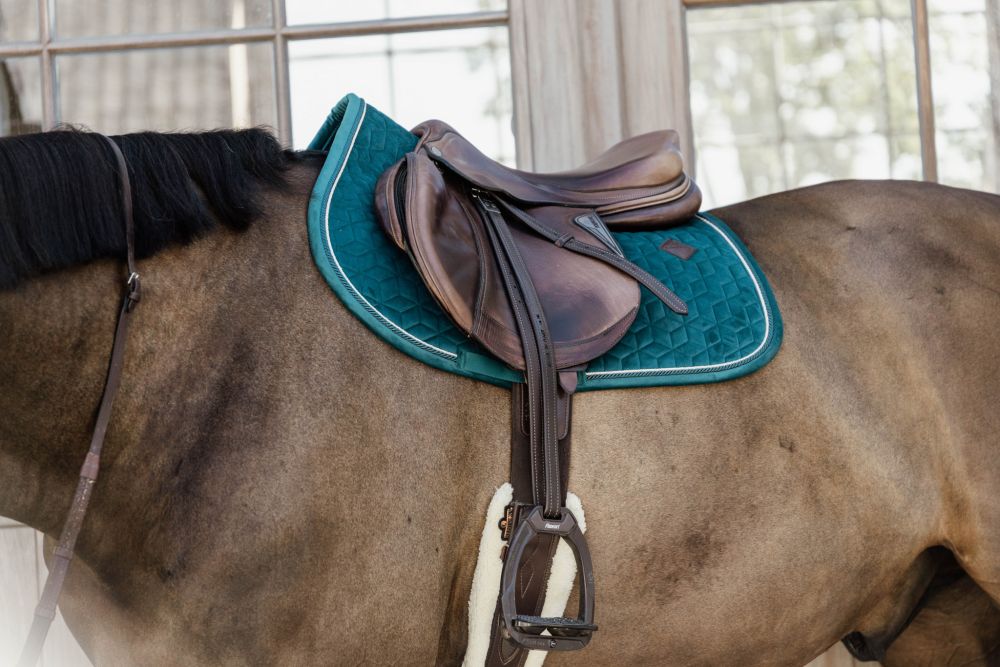 KENTUCKY® HORSEWEAR Schabracke Velvet Springen, smaragdgrün