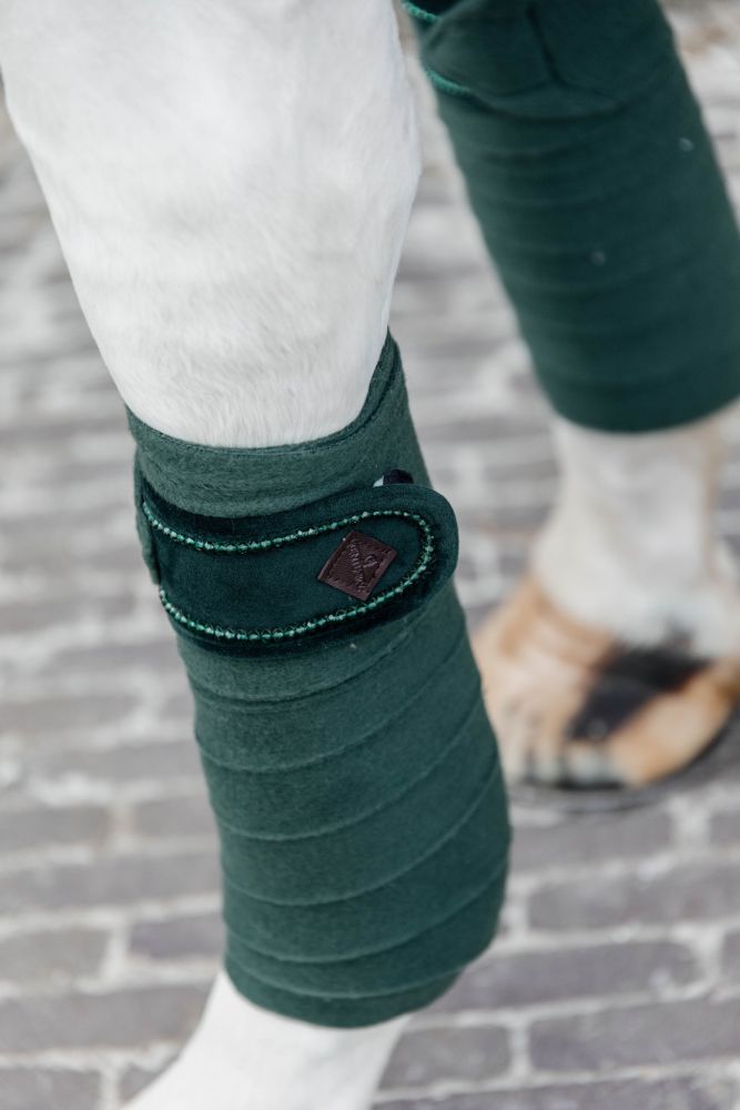 KENTUCKY® HORSEWEAR Fleece-Bandagen Velvet Pearls, 4er-Set, pinien-grün