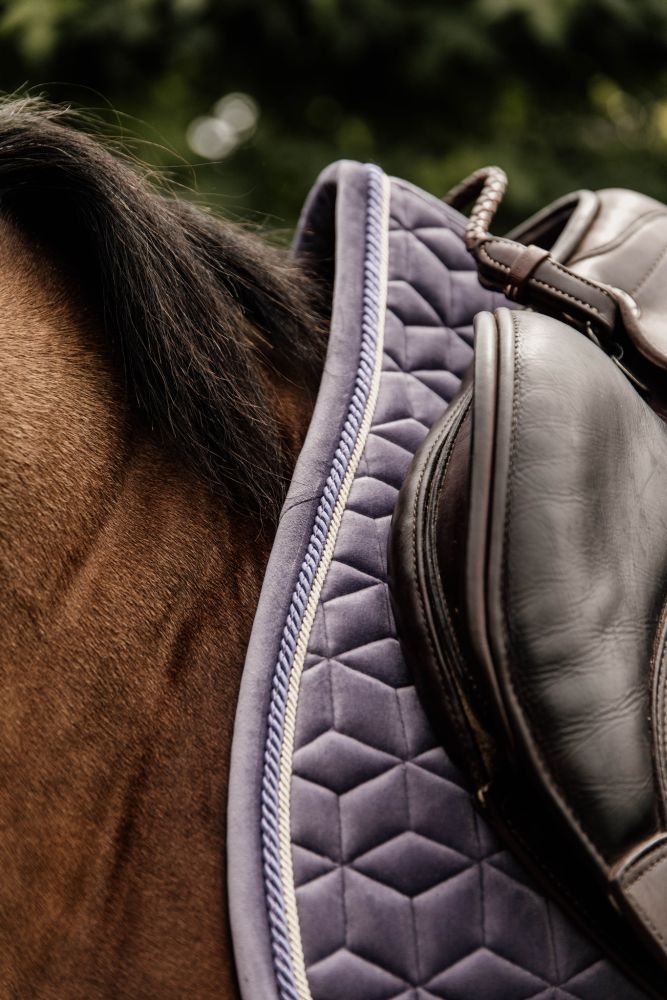KENTUCKY® HORSEWEAR Schabracke Velvet Springen, lila