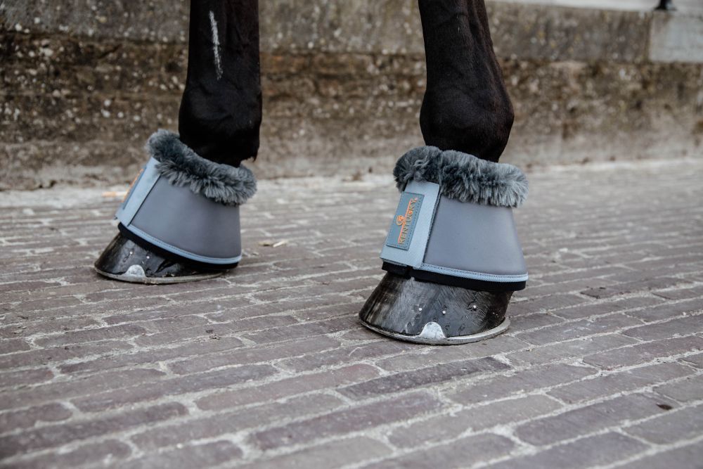 KENTUCKY® HORSEWEAR Schaffell-Hufglocken Leder, grau/grau