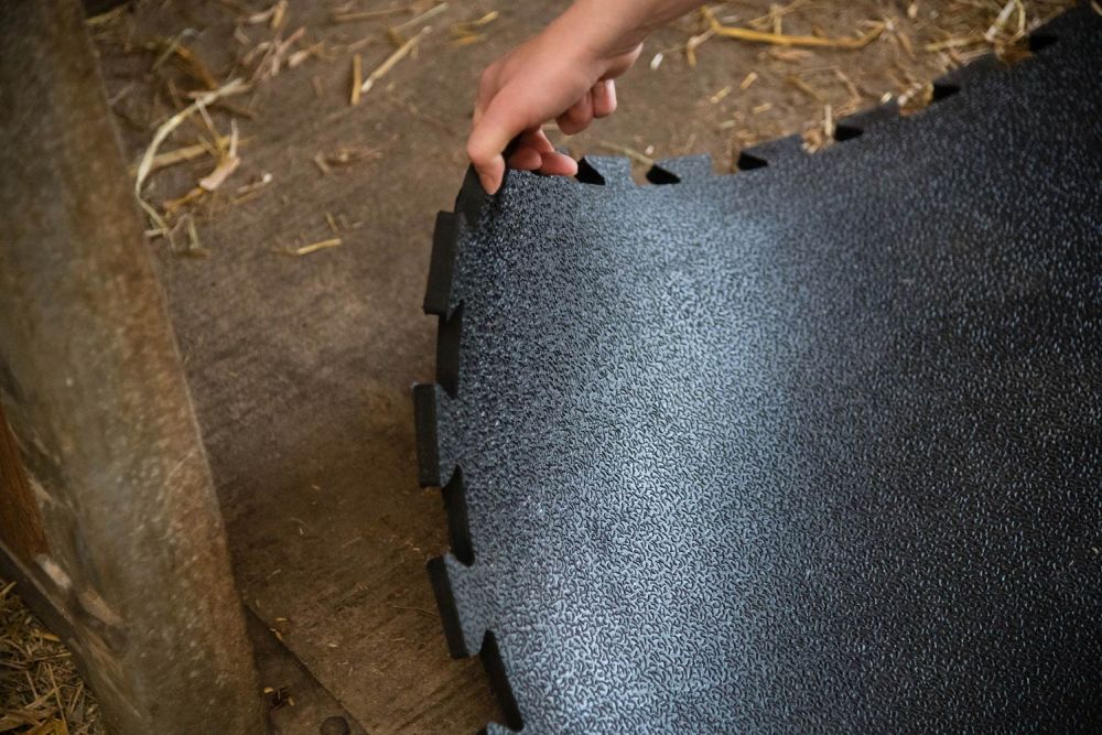 EQUIMORE SP Boxenmatte Puzzle, 1,83 x 1,22 m