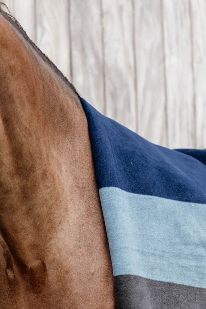 KENTUCKY® HORSEWEAR Fleecedecke Square Stripes Heavy, marine/grau