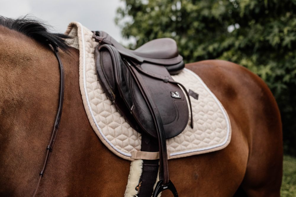 KENTUCKY® HORSEWEAR Schabracke Wolle Springen, beige
