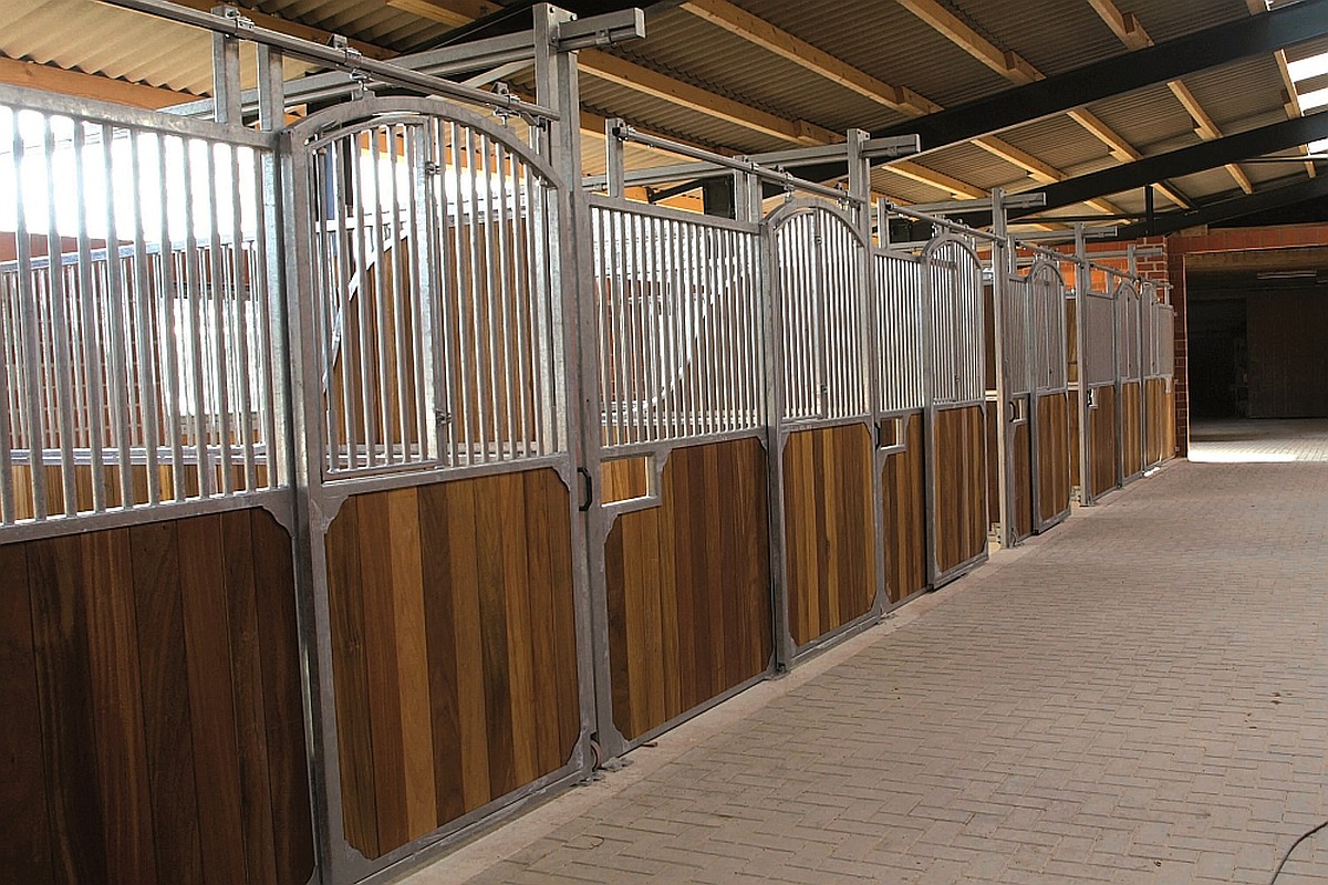 GROWI® Pferdeboxenfront Nabila