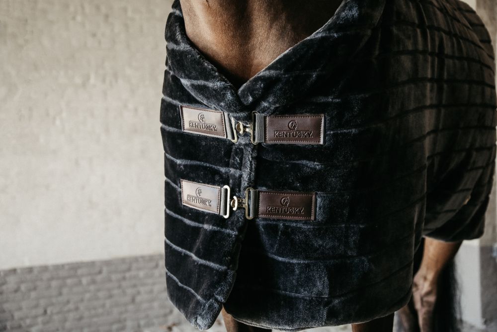 KENTUCKY® HORSEWEAR Fake Fur Pferdedecke