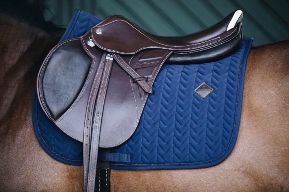 KENTUCKY® HORSEWEAR Schabracke Fishbone Springen, marine