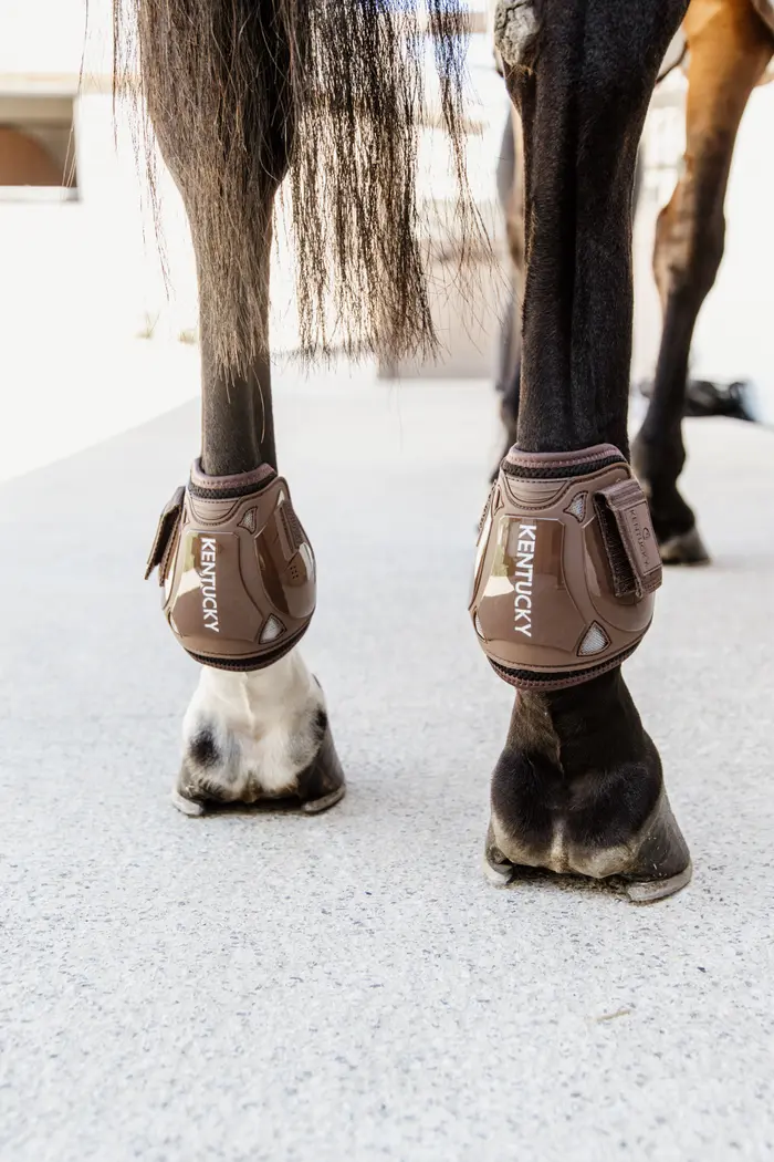 KENTUCKY® HORSEWEAR Streichkappen Air Velcro, braun