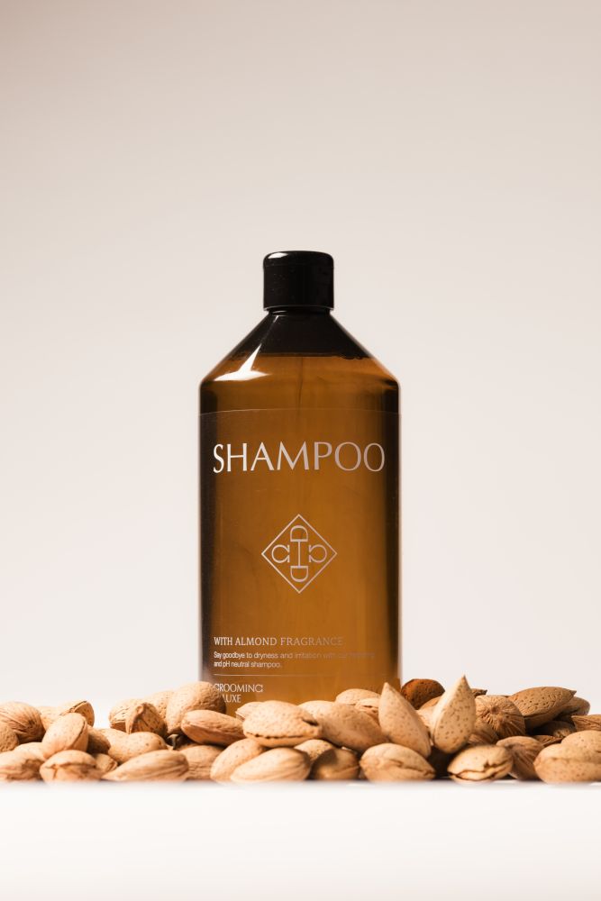 KENTUCKY® GROOMING DELUXE Gloss Mandelshampoo