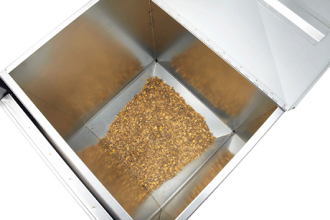 PEETZ Futtersilo, klein für Pferde