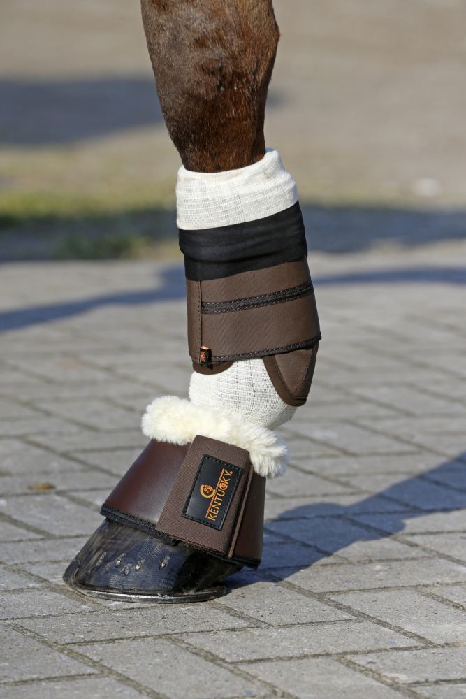KENTUCKY® HORSEWEAR Tenton Grip Bandagenstrumpf, beige