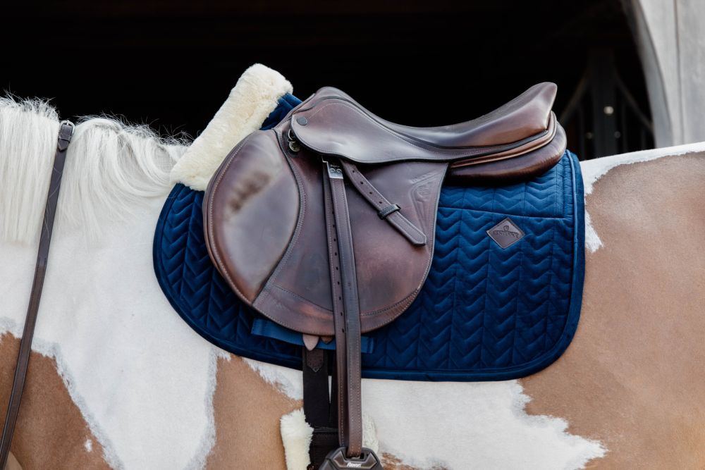 KENTUCKY® HORSEWEAR Skin Friendly Schabracke Velvet Springen, marine