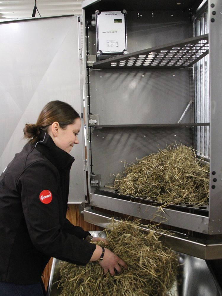 GROWI® Raufutter-Automat Heinätin 703