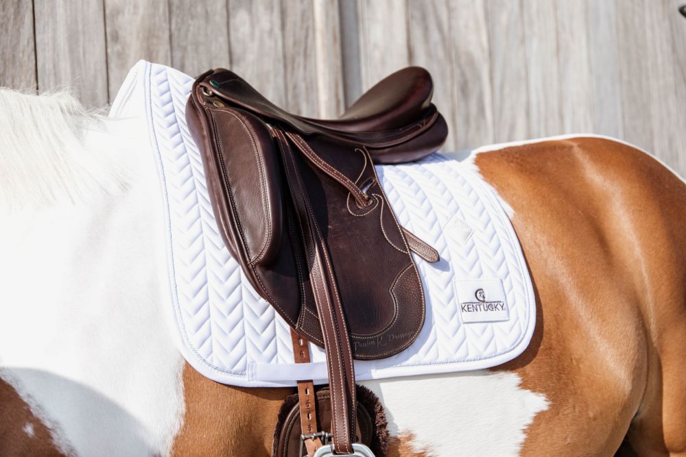 KENTUCKY® HORSEWEAR Schabracke Fishbone Competition Dressur, weiß
