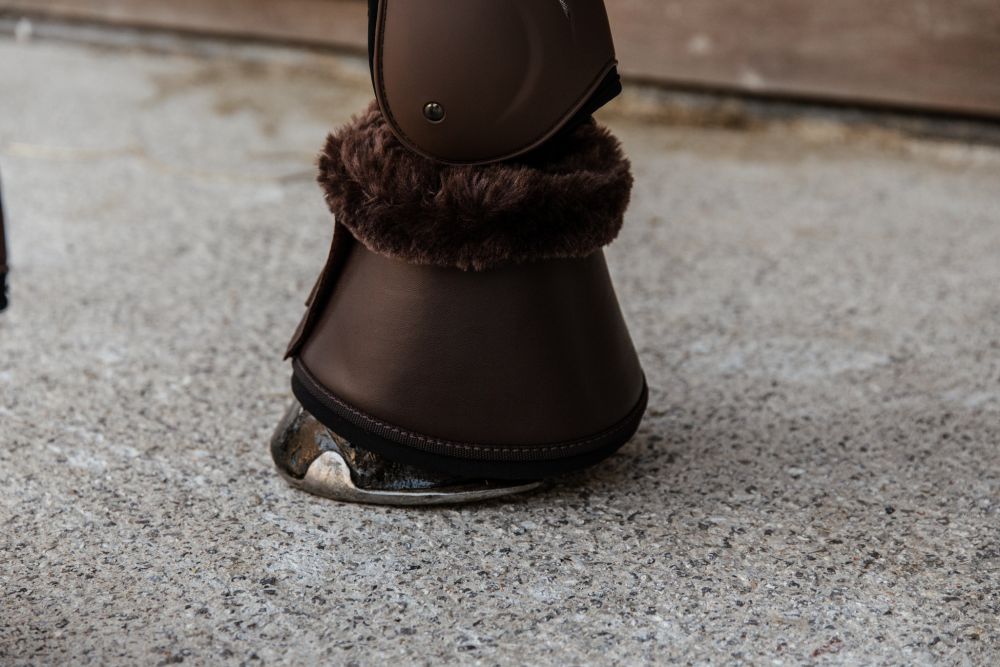 KENTUCKY® HORSEWEAR Schaffell-Hufglocken Leder, braun/braun