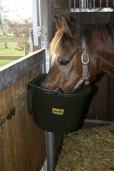 Futtereimer aus Kunststoff, 20 Liter