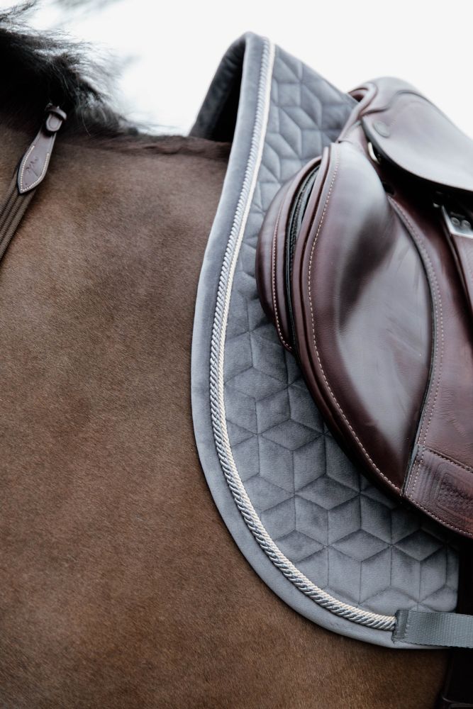 KENTUCKY® HORSEWEAR Schabracke Basic Velvet Springen, grau