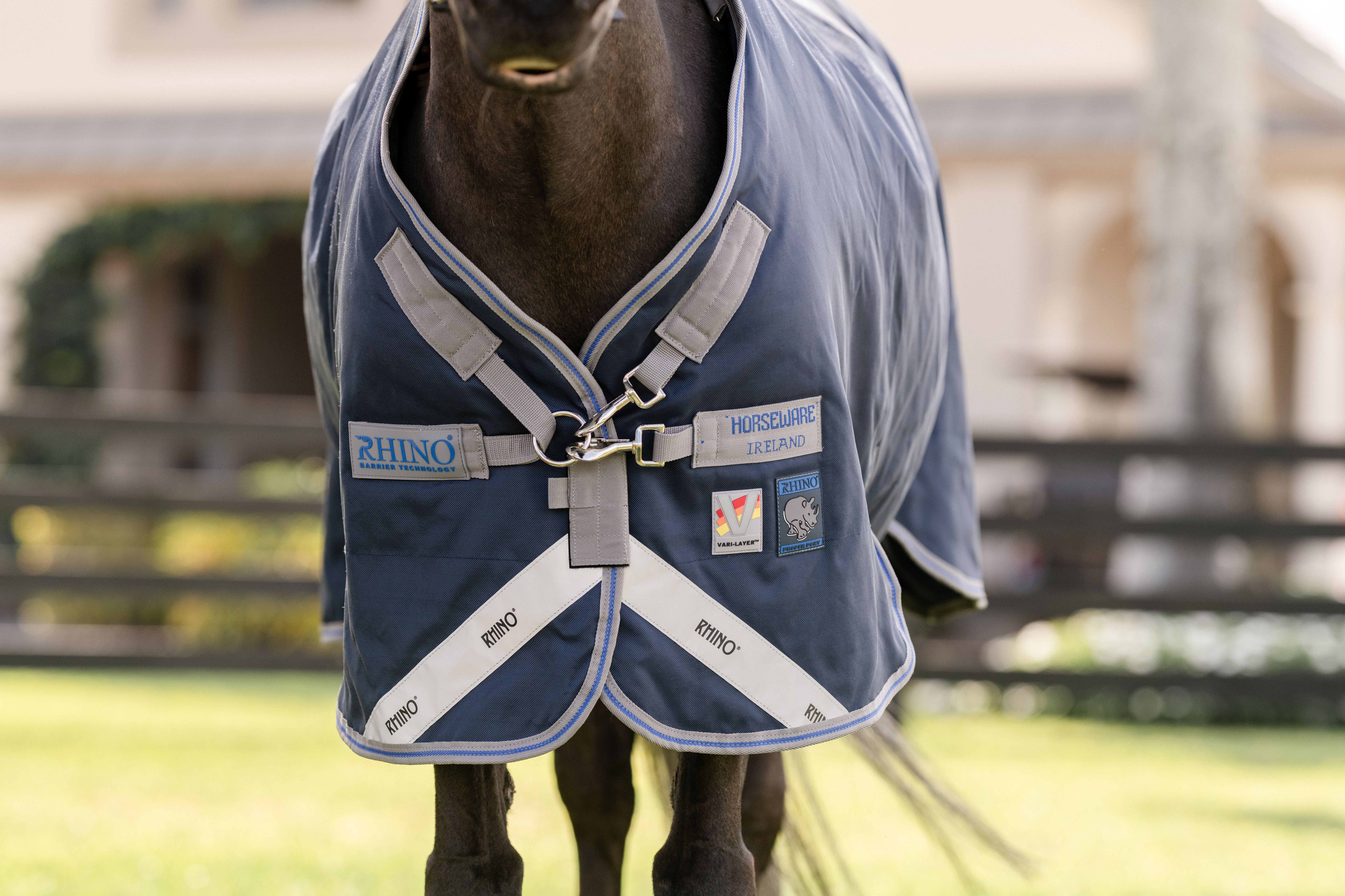 HORSEWARE® Rhino® Wug Turnout, 0g, navy/titanium 