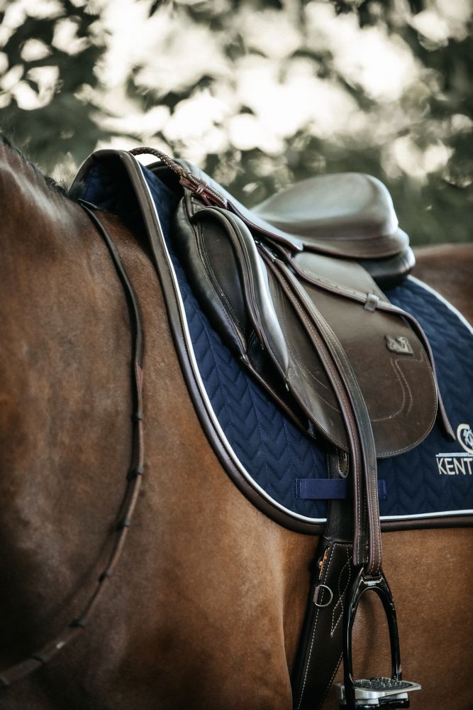 KENTUCKY® HORSEWEAR Schabracke Leder Fishbone Springen, marine