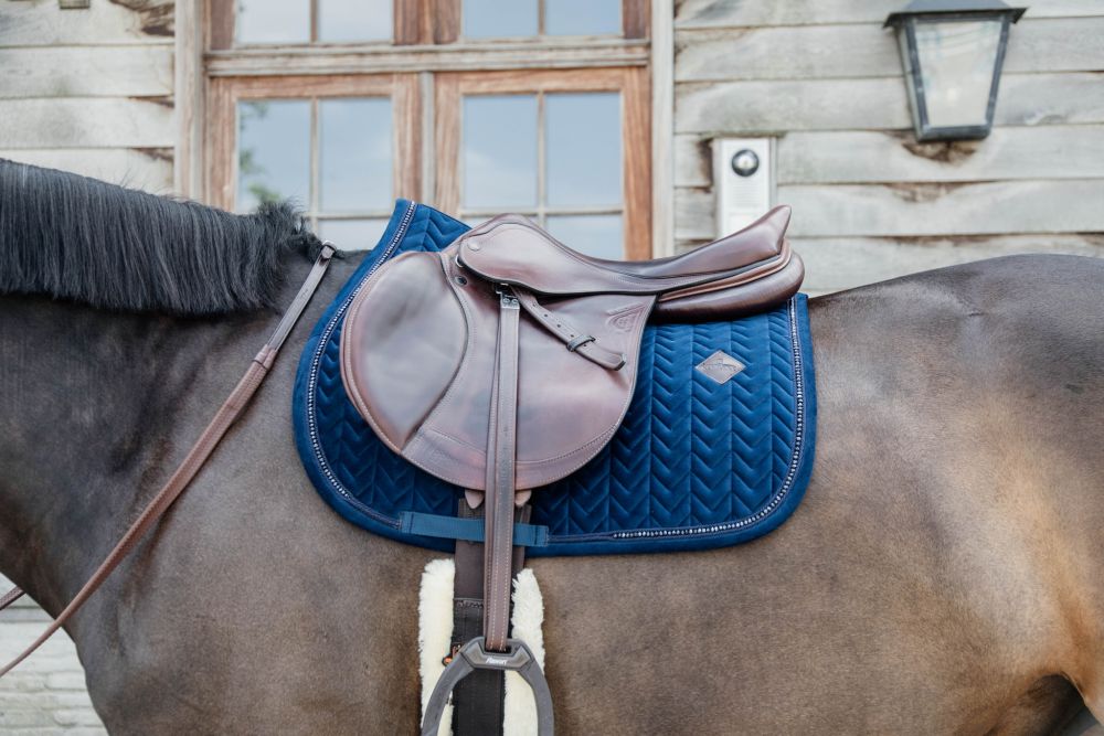 KENTUCKY® HORSEWEAR Schabracke Velvet Pearls Springen, marine