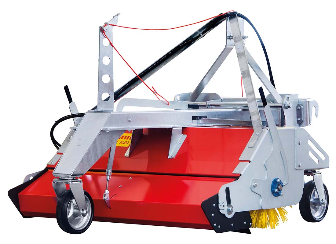 WESTERMANN Anbaukehrmaschine "Optimal" 1600 "Front"