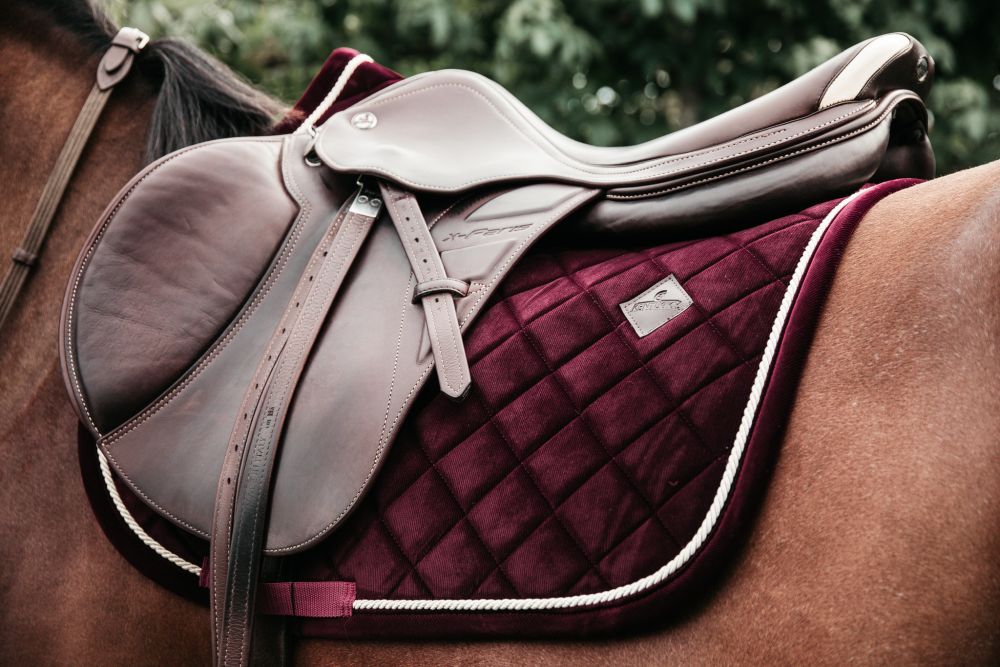 KENTUCKY® HORSEWEAR Schabracke Cord Springen, bordeaux