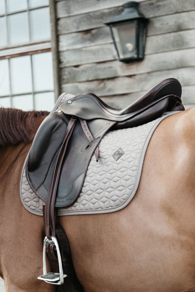 KENTUCKY® HORSEWEAR Schabracke Classic Dressur, beige