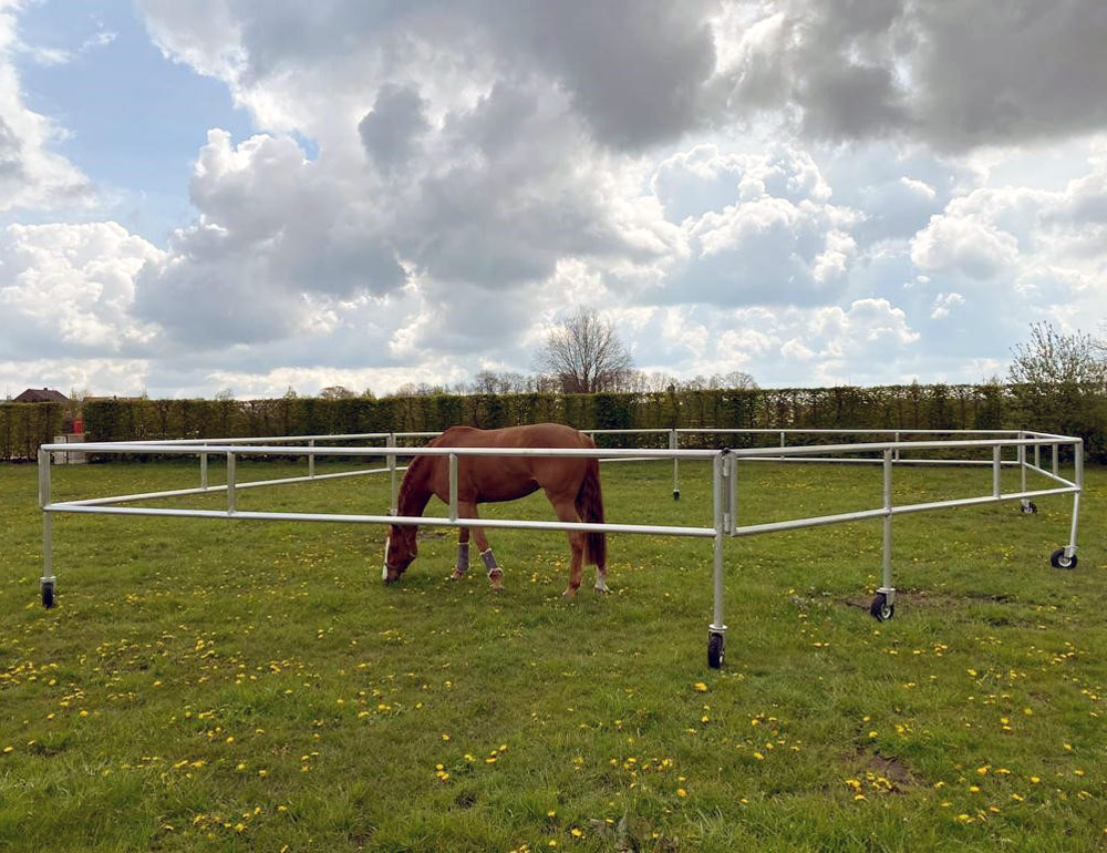 Mobiler Paddock auf Rädern