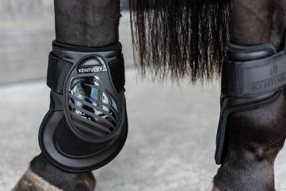 KENTUCKY® HORSEWEAR Streichkappe Deep, schwarz
