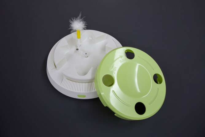 KERBL Katzenspielzeug Pompom, elektronisch, 23x23x5,6cm