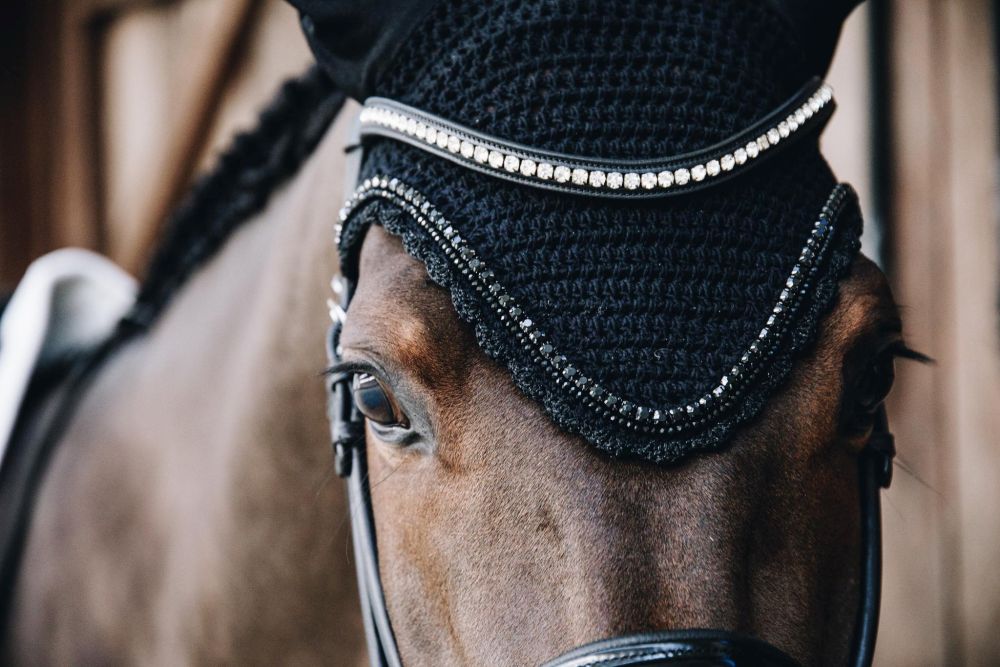 KENTUCKY® HORSEWEAR Fliegenhaube Stone & Pearl lang, schwarz