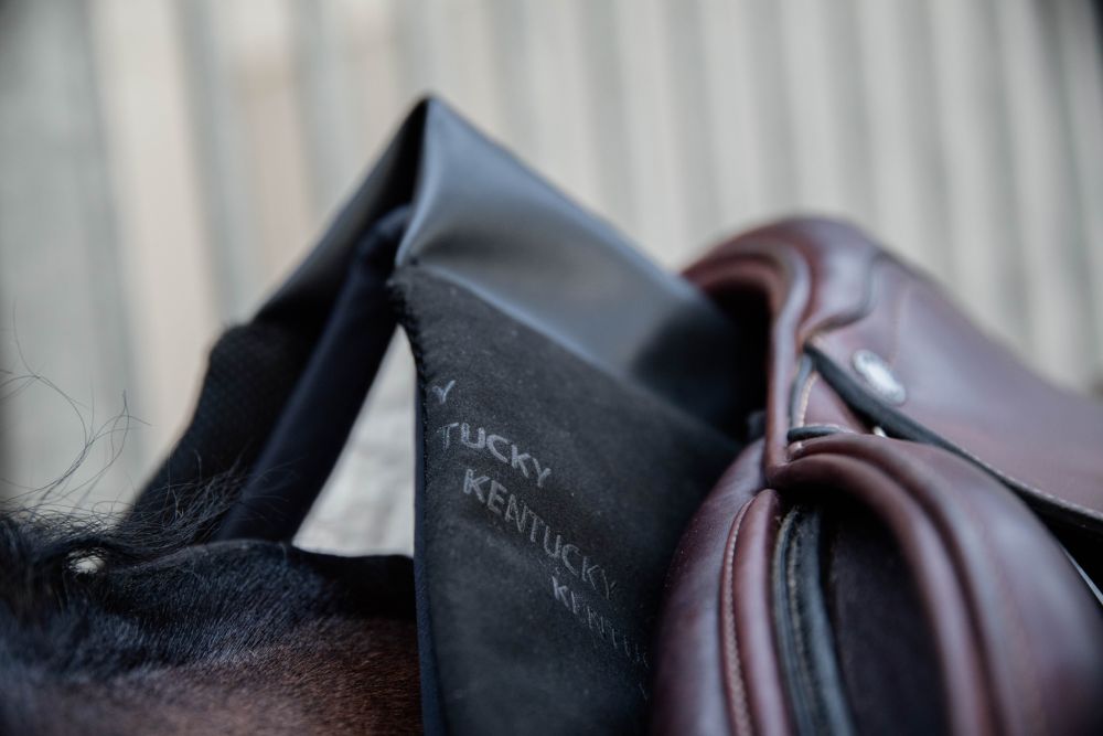 KENTUCKY® HORSEWEAR Sattelpad Impact Equalizer, schwarz