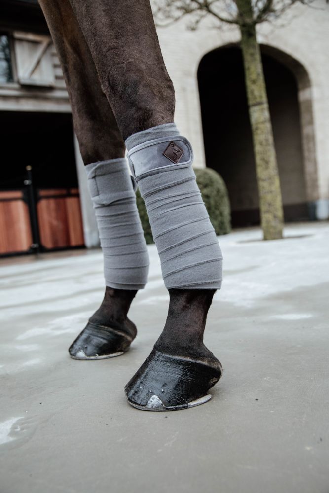 KENTUCKY® HORSEWEAR Fleece-Bandage Basic Velvet, 4er-Set