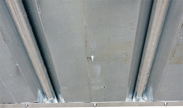 PATURA Compact-Viereckraufe mit Sicherheits-Palisadenfressgittern ohne Oberlenkerrohr