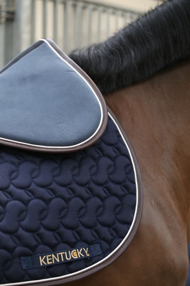 KENTUCKY® HORSEWEAR Sattelpad Anatomic Absorb, marine/weiß/braun